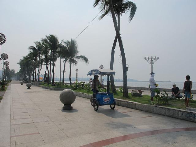 Baywalk